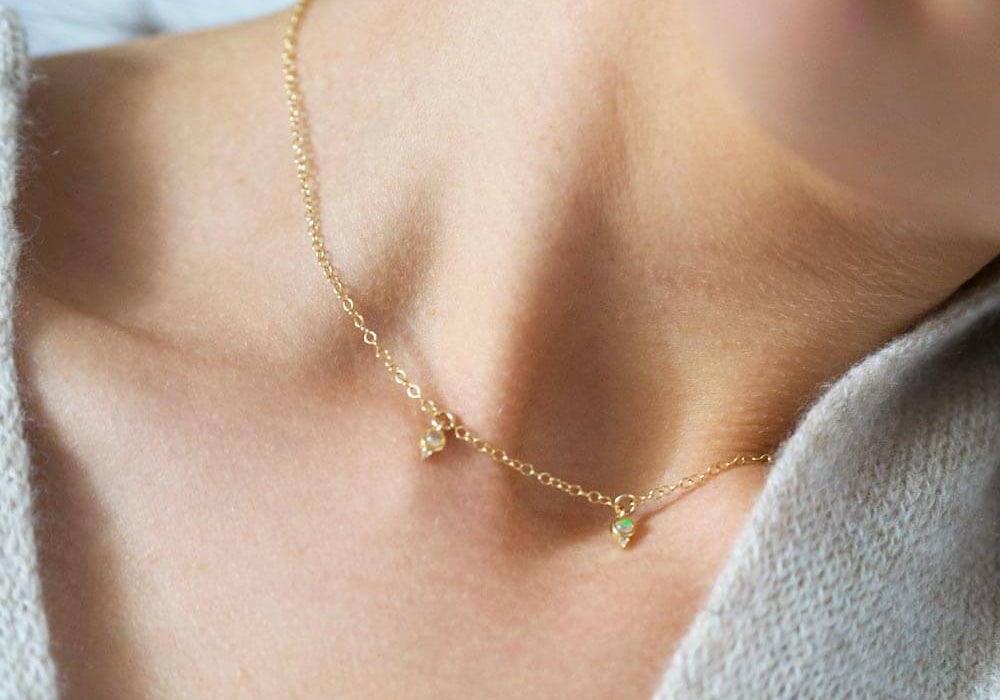 Where do Opals Get Their Colour?
