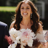 Complimentary Bridal Styling Session (15 minutes)