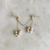 Dripping Pearls Chain Earring (single)