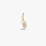 Lune Pearl Charm