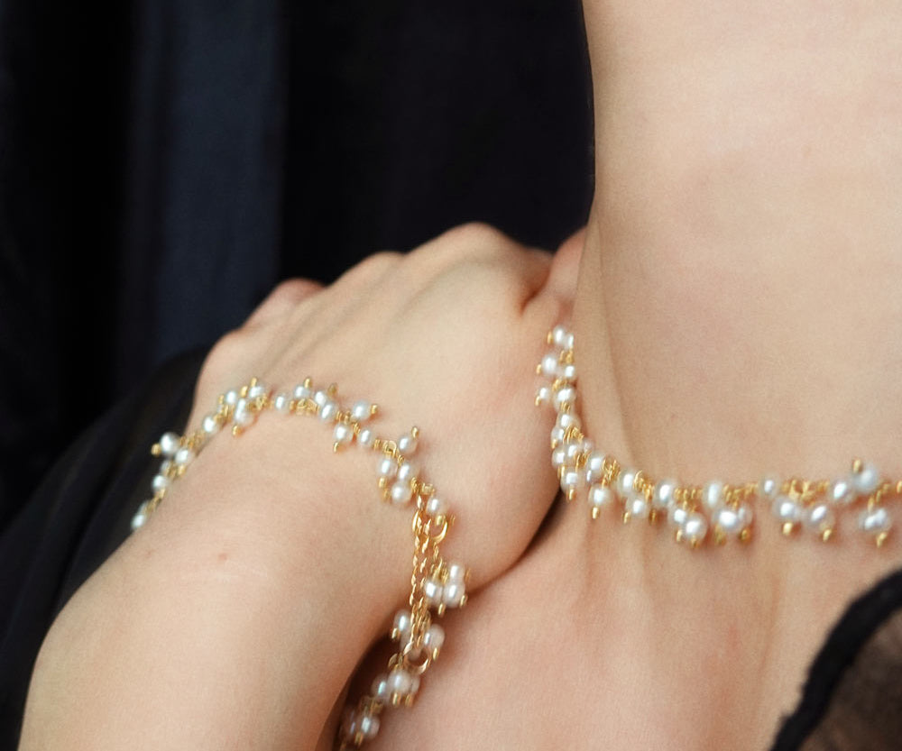 Freshwater Pearl Necklace and Bracelet Set